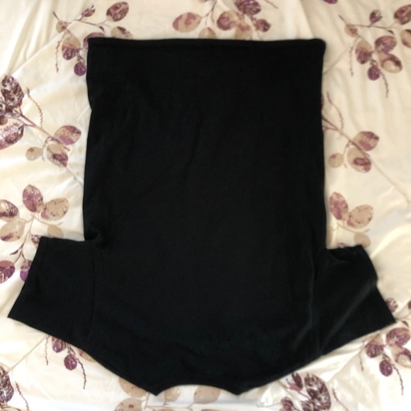 ‼️10/$10‼️jojo’s stone ocean tee - Picture 4 of 4